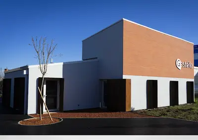Camelia Expertise