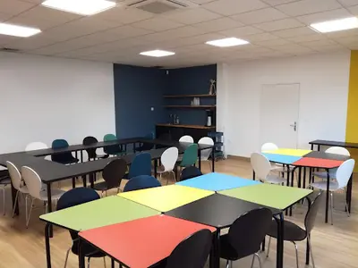 Hacoona - Coworking, Bureaux, Location de Salles de Réunion À Ancenis