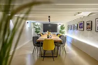 Com À la Maison