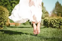 Les Pieds Nus