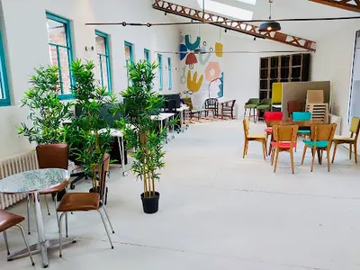 Albert And Co (chez Albert)