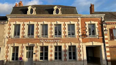 Bourges Elise
