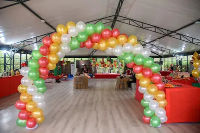 Que la Fête Commence !