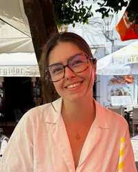 Enola le Gall Community Manager