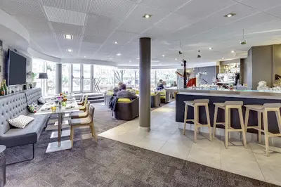 Wojo Coworking Paris - Novotel Porte de Charenton | Location Bureau & Salle de Réunion