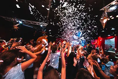 Rem-j Events | Dj Pour Mariages, Anniversaires, Baptêmes À Chartres, Eure-et-loir (28)