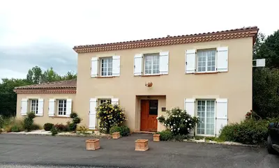 Maîtres Nathalie Vidal-alandete, François Graou et Lukas Scheinhardt. Notaires Associés