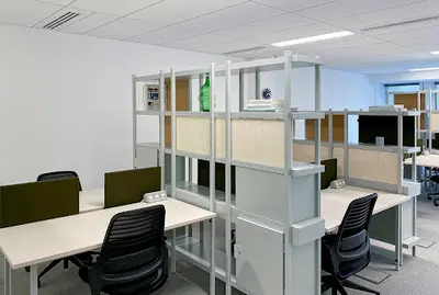 Spaces Shake Building
