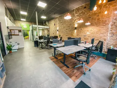 18 Coworking - Bureaux Attitrés en Open Space Ou Privé À Lyon
