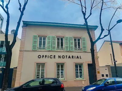 Maître Laetitia Morel, Notaire