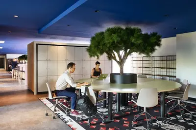 Mama Works Coworking Lyon | Location Bureaux & Salles de Réunion