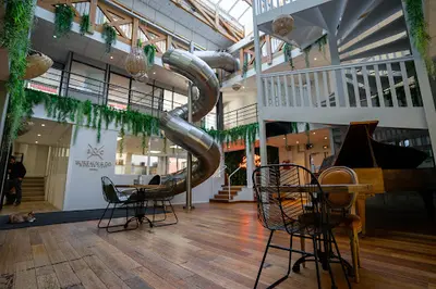 Bureaux And Co - la Serre