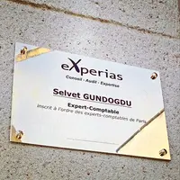 Experias
