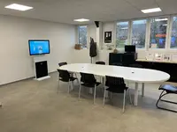 Hub 44