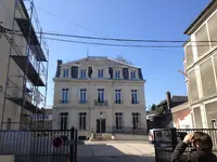 Office Notarial de Meru Noailles