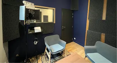 Alvéole - Agence de Podcasts et Audio - Podcasts Originaux - Studio Voix Off