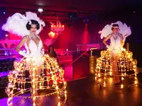 Soirée Casino Paris, Robe À Champagne : Agence Evenis