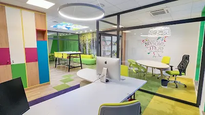La Poule Qui Mue Coworking