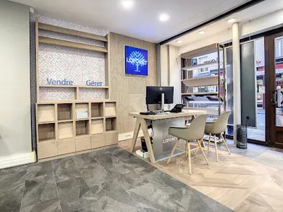 Agence Immobilière Laforêt Paris 15 Saint-charles