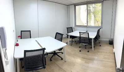 Le 17 Bis : Bureaux Privés - Location Heure & Mois - Réservation Instantanée - Paris 15 Montparnasse