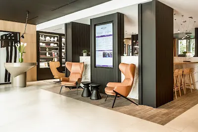 Wojo Coworking Paris 17e - Mercure Batignolles | Location Salle de Réunion