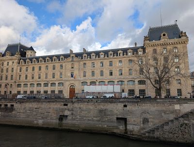 Foncia | Agence Immobilière | Gestion Locative - Syndic - Location | Paris 6ème | R. St André des Arts