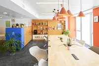 Wojo Coworking Paris 8e Champs-elysées | Location Bureaux & Salles de Réunion