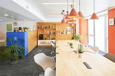 Wojo Coworking Paris 8e Champs-elysées | Location Bureaux & Salles de Réunion
