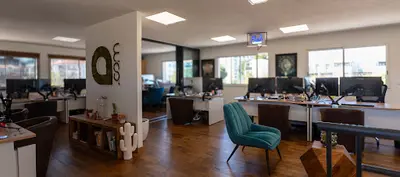 Agence Point Com - Agence Web | Réseaux Sociaux & Référencement | Graphisme & Impression