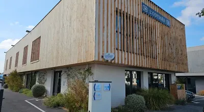 Scp Benjamin Bourret, "solutions & Associés"