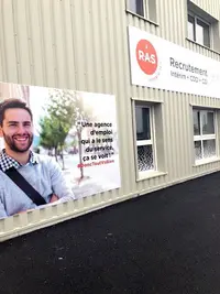 R.a.s Intérim Pont l'Évêque
