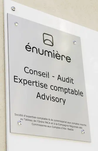 Enumière