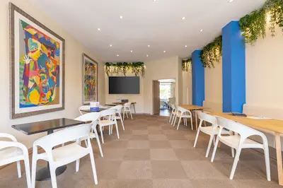 Mywo Sainte Maxime Centre - Espace de Coworking & Réunion