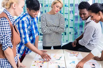 Ujuzy Agency - Agence de Communication Digitale