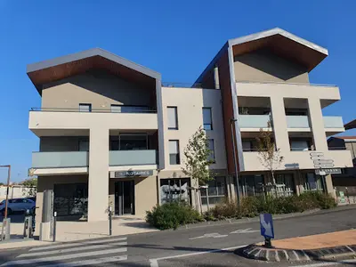 Maître Cédric Valhier Notaire À Valence - Office Notarial les Baumes