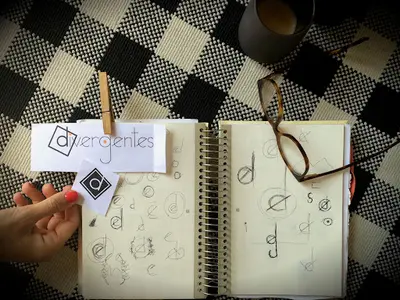 Divergentes Communication